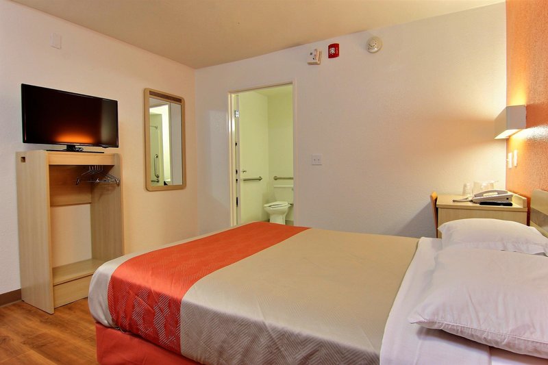 motel 6 corpus christi northwest