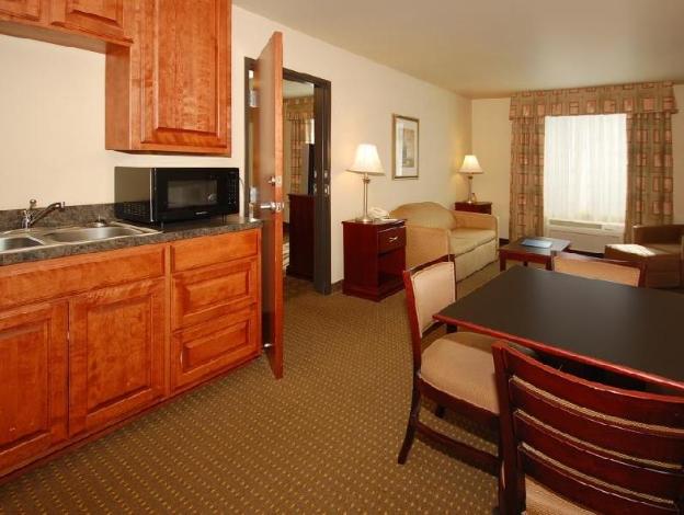 franklin inn and suites