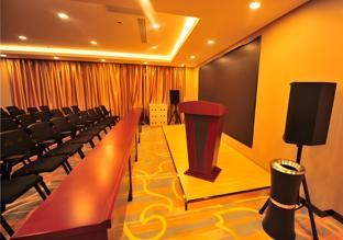 borrman hotel baoding li county yongsheng north street