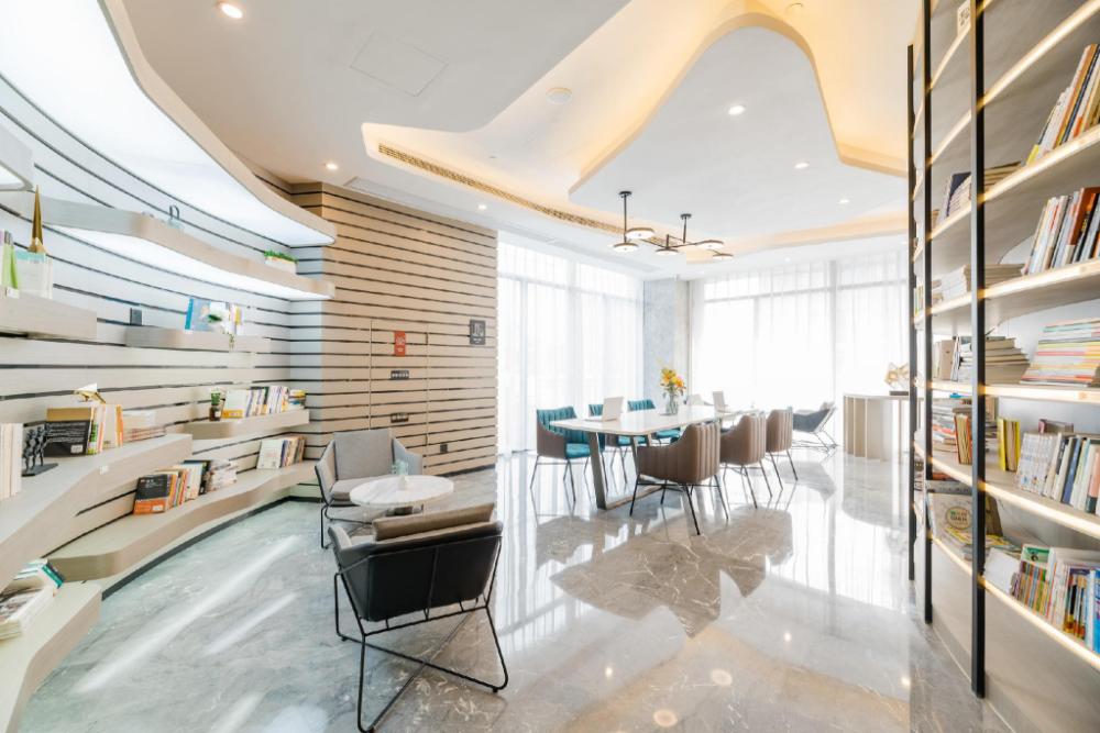 atour hotel hangzhou zhuantang songcheng meiyuan