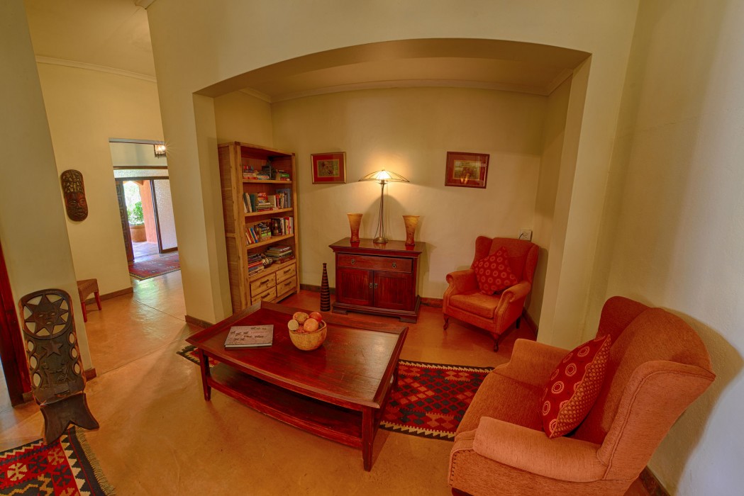 Last Word Madikwe,Madikwe>>Gaborone,4 star