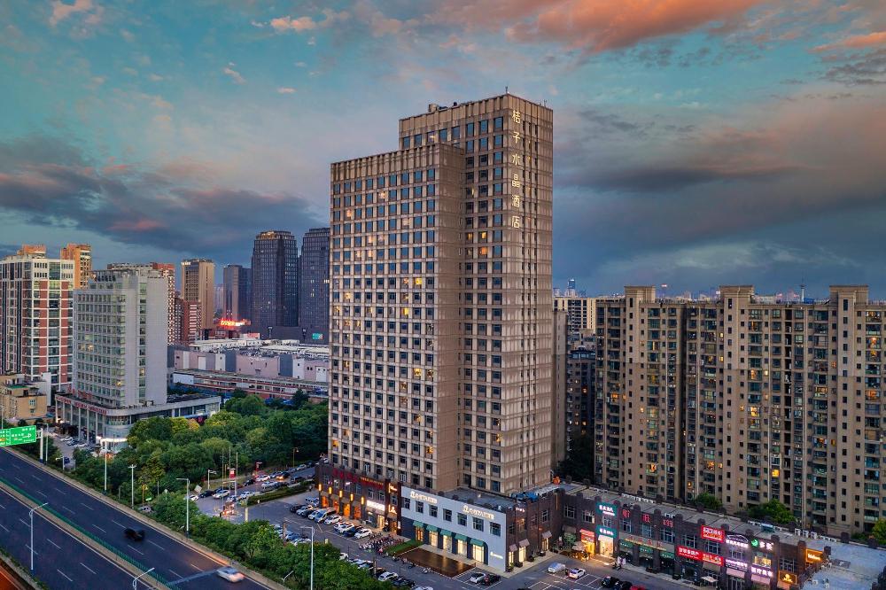 orange hotel nantong railway station the mixc