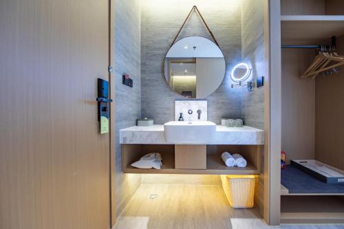 atour hotel kunming nanyue city