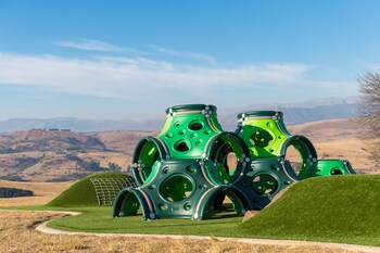 cayley mountain resort