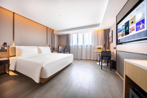atour hotel shanghai xinzhuang cbd