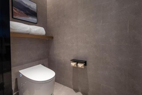 atour hotel kunming railway station joy city