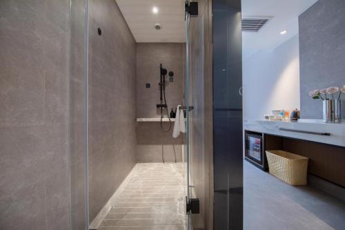 atour hotel kunming railway station joy city