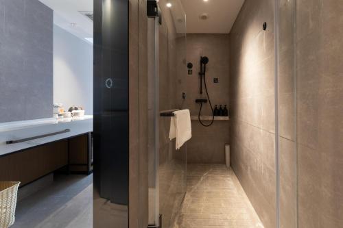 atour hotel kunming railway station joy city