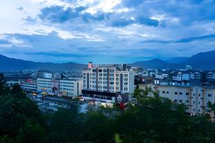 atour hotel lijiang ancient city dashuiche