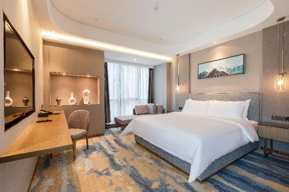 madison hotel zhengzhou huayuan north road