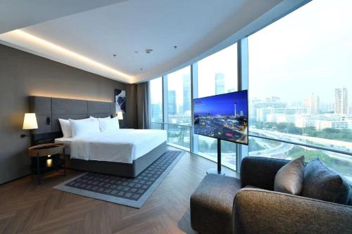 intercity hotel futian zhongzhou bay