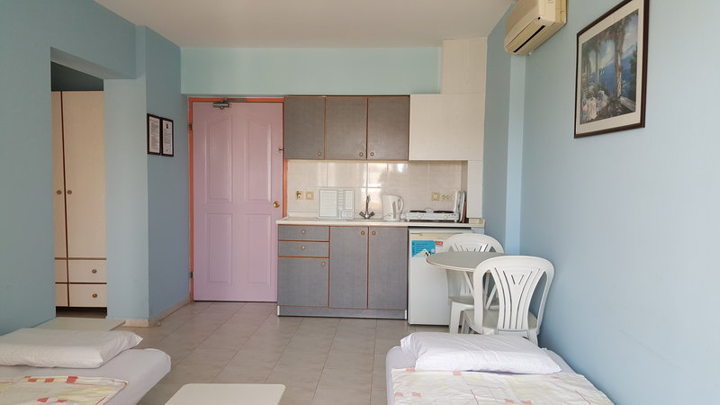 golden moon apart hotel