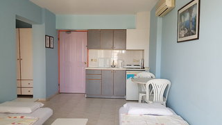 golden moon apart hotel