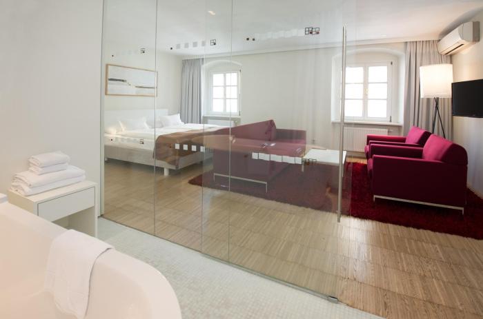 hotel am domplatz adult only