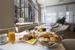 hotel am domplatz adult only