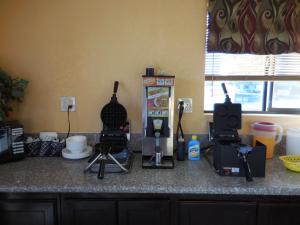 best economy inn n suites