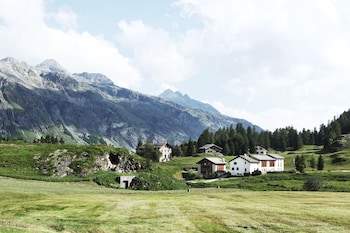 hotel chesa pool val fex