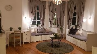 the charming by curt suites