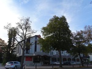Sleep & Go Brussels South,St. Genesius-Rode>>Brussels,2 star