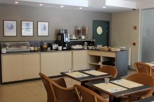 Hobbit Hotel Zaventem,Brussels Airport>>Brussels,3 star