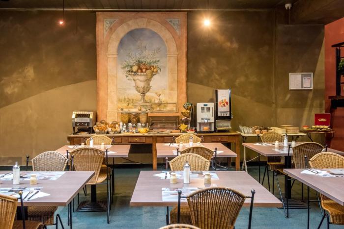 arass hotel and business flats