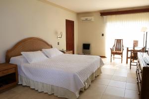 Los Parrales Resort Hotel,Cercado Province>>Tarija,3 star