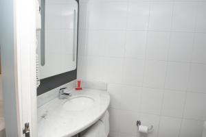 Ibis Rio De Janeiro Santos Dumont,Rio De Janeiro State>>Rio De Janeiro,3 star