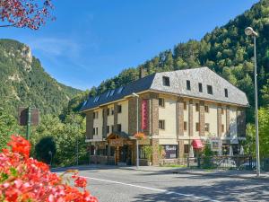 Hotel-Img