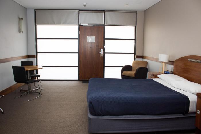 highlander hotel