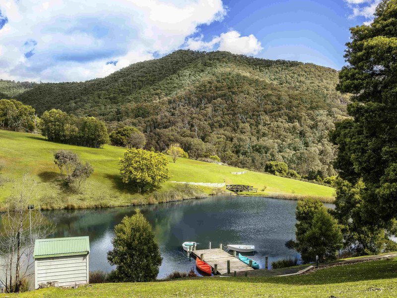 the sebel pinnacle valley resort