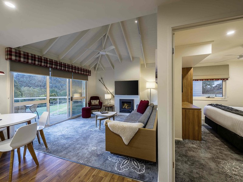 the sebel pinnacle valley resort