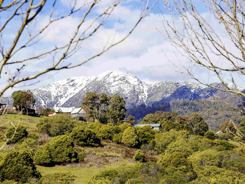 the sebel pinnacle valley resort