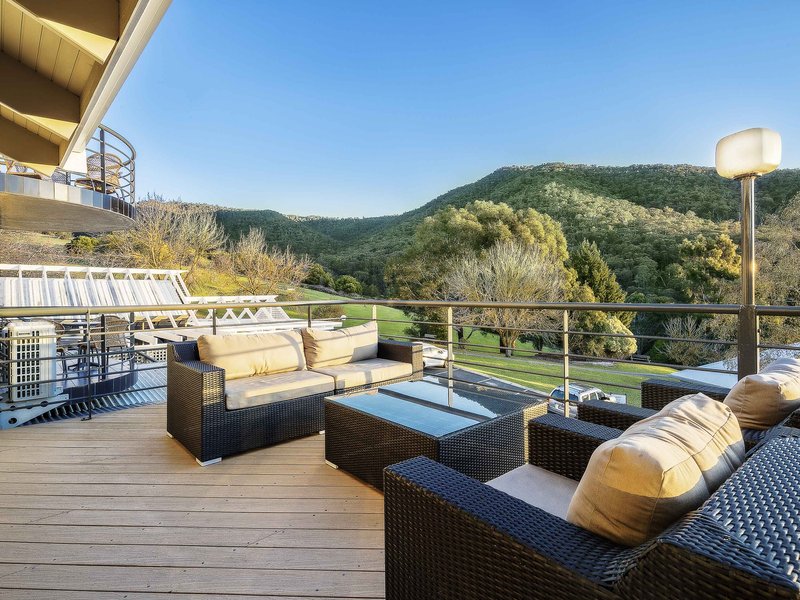 the sebel pinnacle valley resort