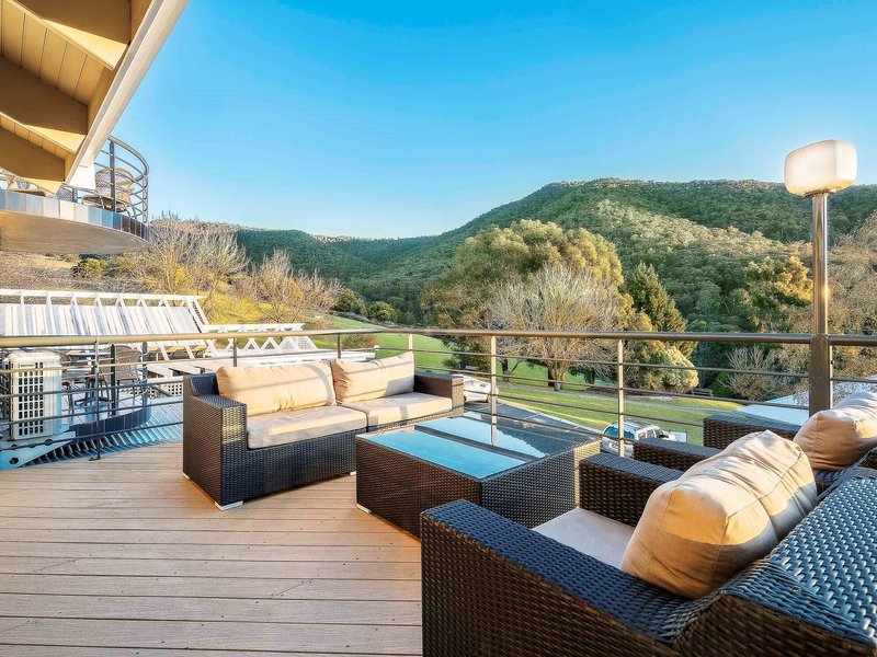 the sebel pinnacle valley resort