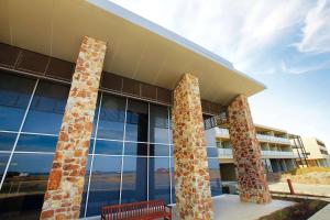 Wyndham Resort Torquay,Great Ocean Road>>Geelong,4 star