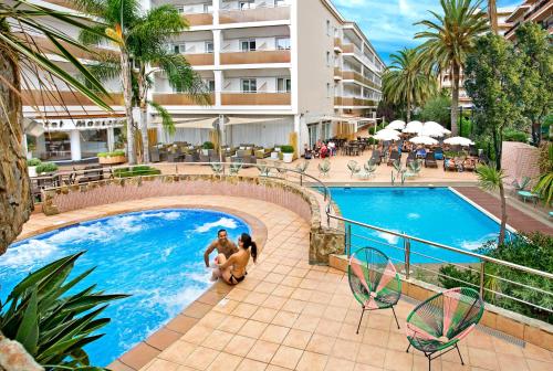 sumus hotel monteplaya and spa 4s adults only