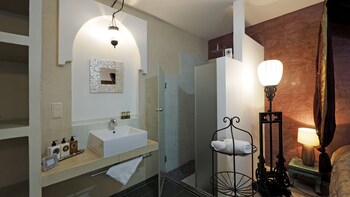 the rooms bed and breakfast