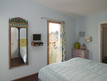 the rooms bed and breakfast