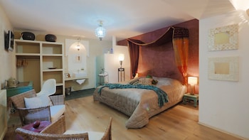 the rooms bed and breakfast