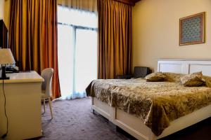 east legend panorama hotel