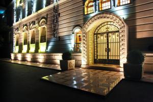 east legend panorama hotel