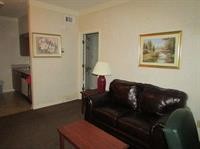 plantation oaks suites and inn