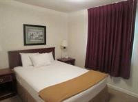 plantation oaks suites and inn