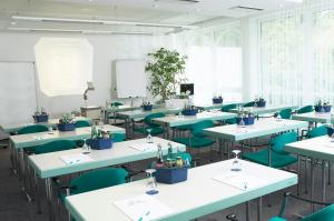 frankfurt airport eastern country hotel