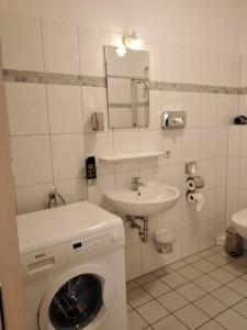 Hotel Am Holzhafen,Finkenwerder>>Agathenburg,3 star