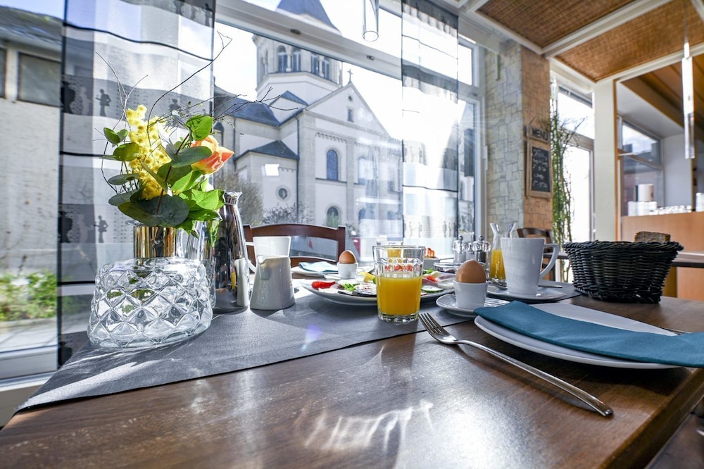 hotel rhonkitz