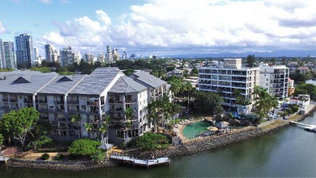 paradise island resort