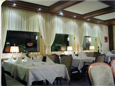hotel adler