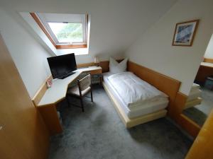 hotel adler