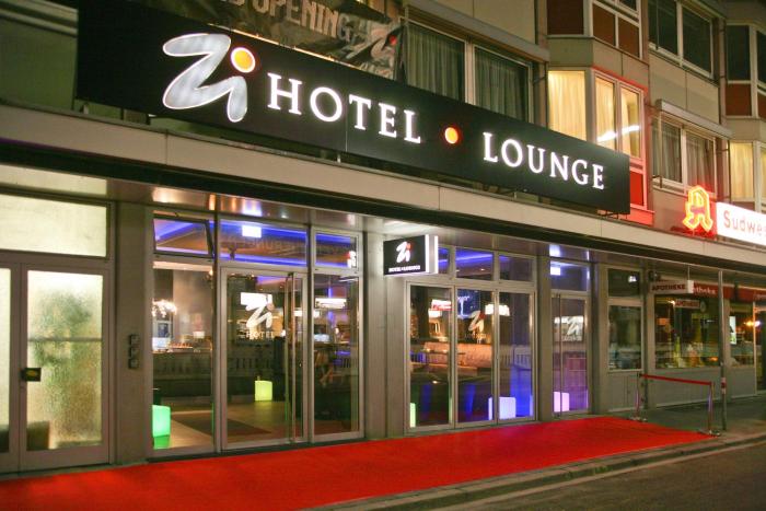 zi hotel and lounge